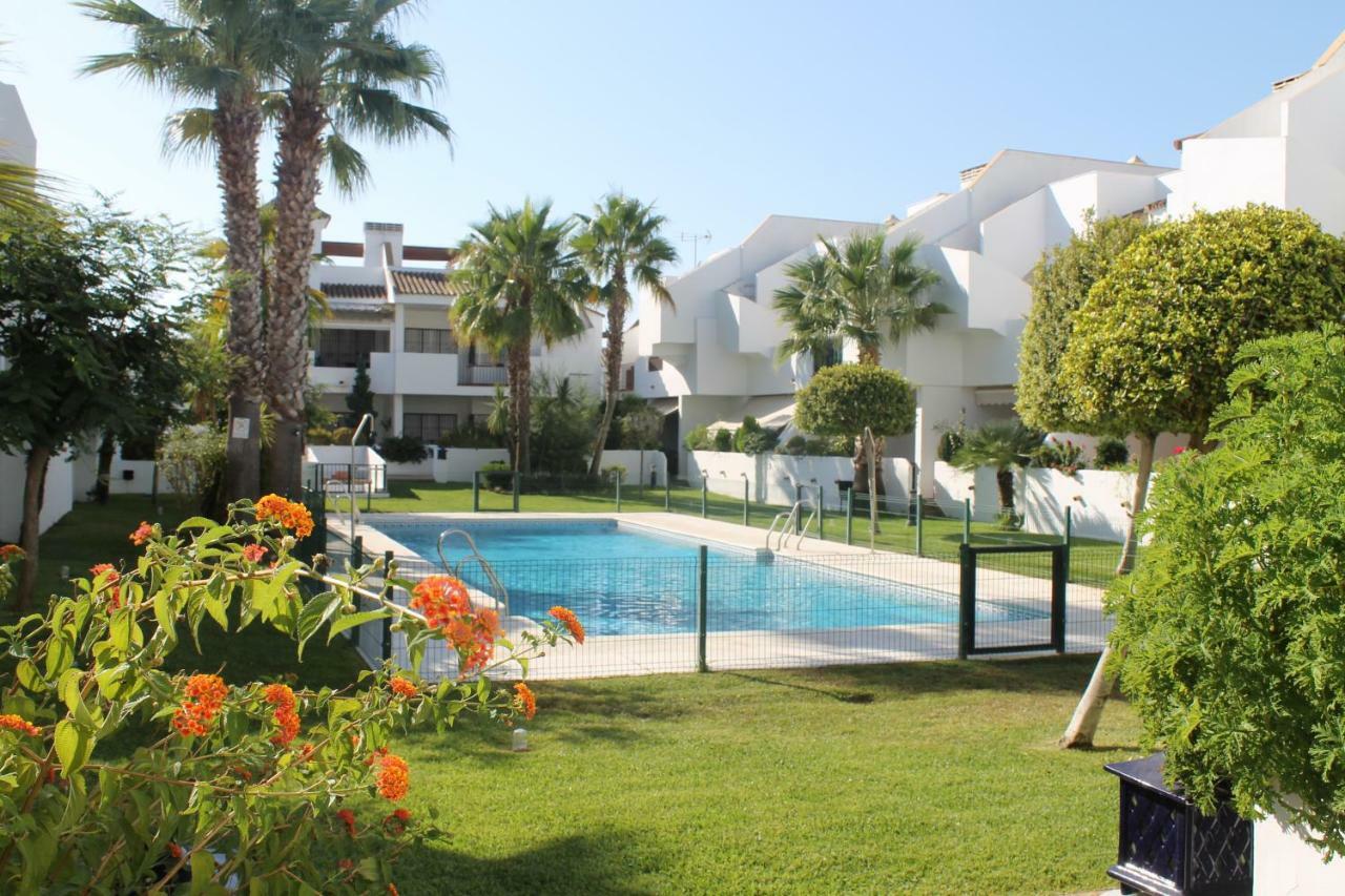 Apartamento En Urbanizacion Hacienda Golf Islantilla إيسلا كريستينا المظهر الخارجي الصورة