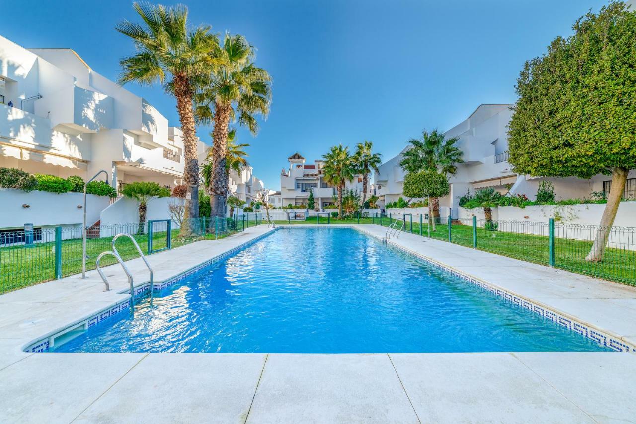 Apartamento En Urbanizacion Hacienda Golf Islantilla إيسلا كريستينا المظهر الخارجي الصورة